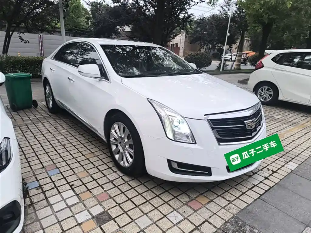 Cadillac XTS 28 T Tech