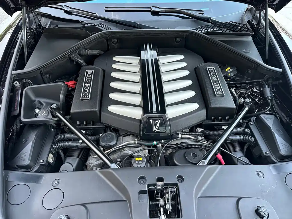 Wraith 6.6 T Black Badge Edition