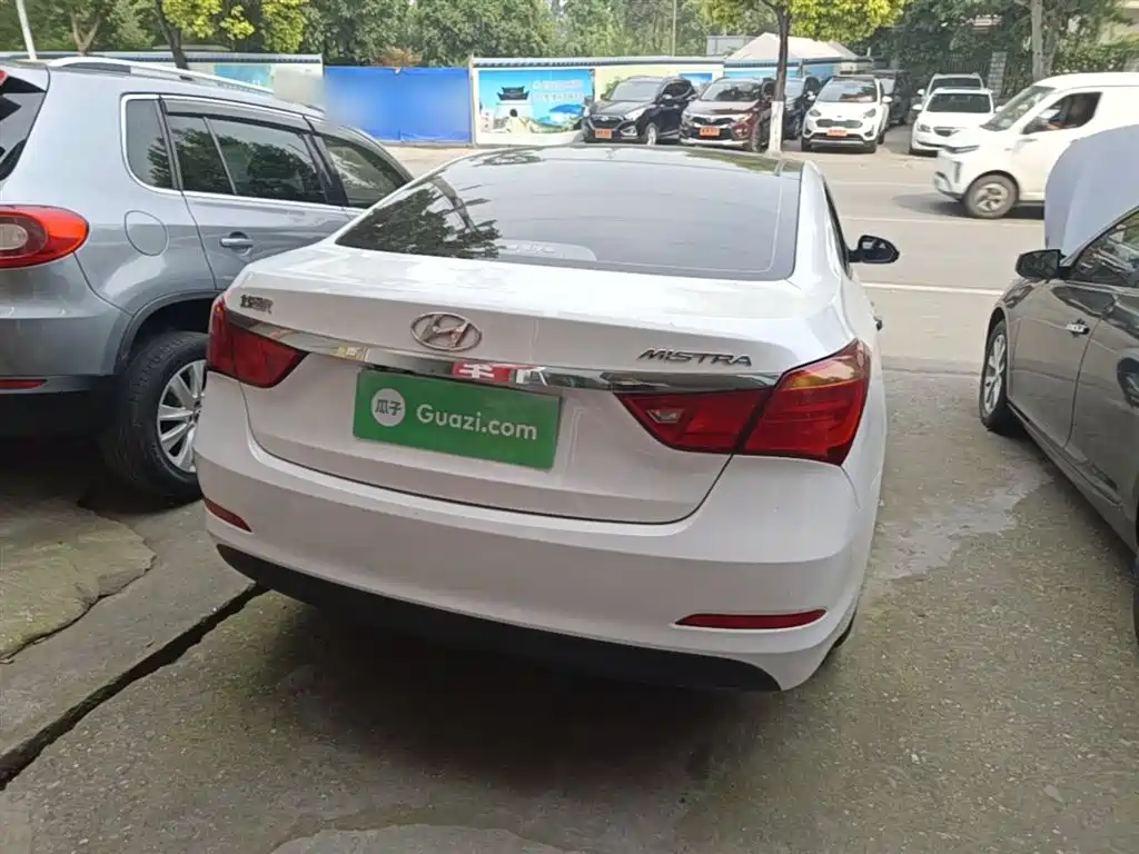Mistra 1.8 L Auto Intelligent GLS