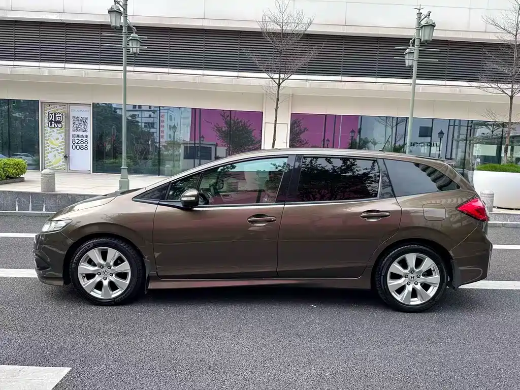 Jade 1.8 L Auto Comfort 5-seat