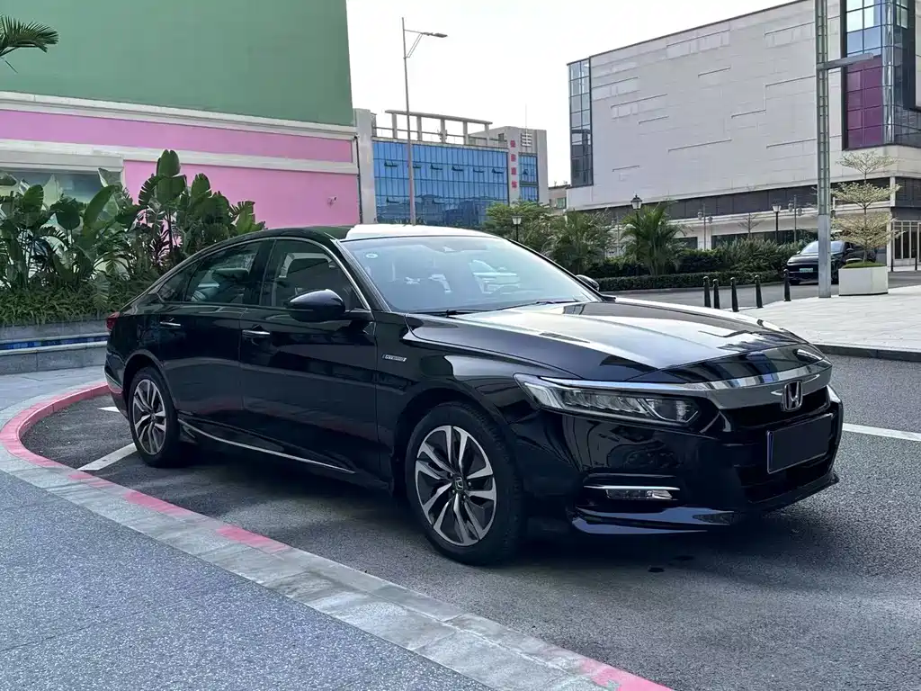 Accord Sharp· Hybrid 2.0 L Sharp Leading CN-VI