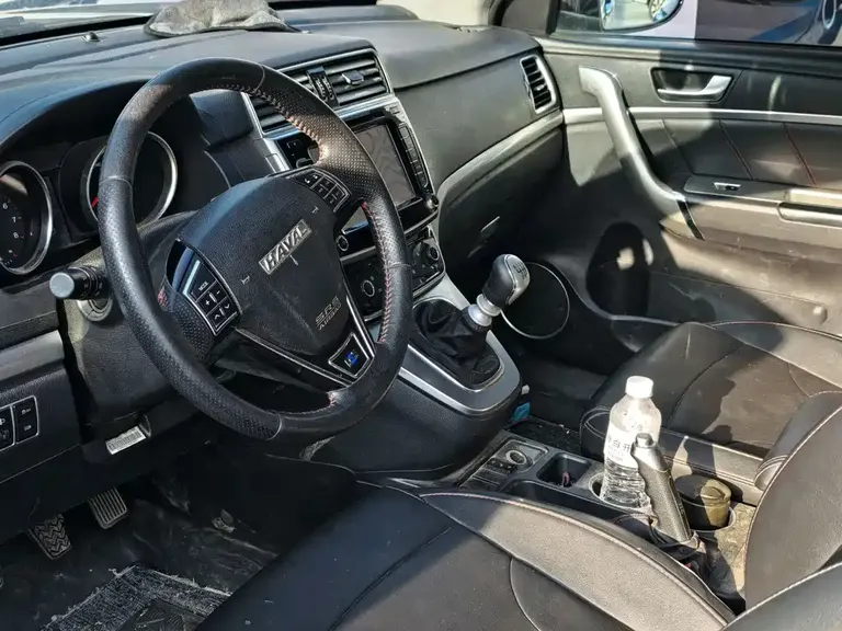 Haval H6 Blue Label Sport 1.5 T Manual 2 WD Elite