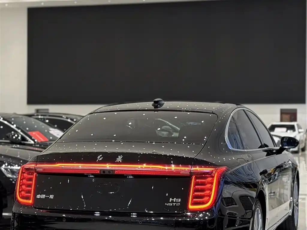 Hongqi H9 2.0 T Connected Flagship