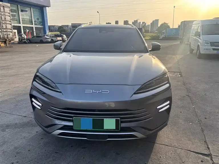 BYD Song PLUS NEV Champion DM-i 110 KM Flagship PLUS