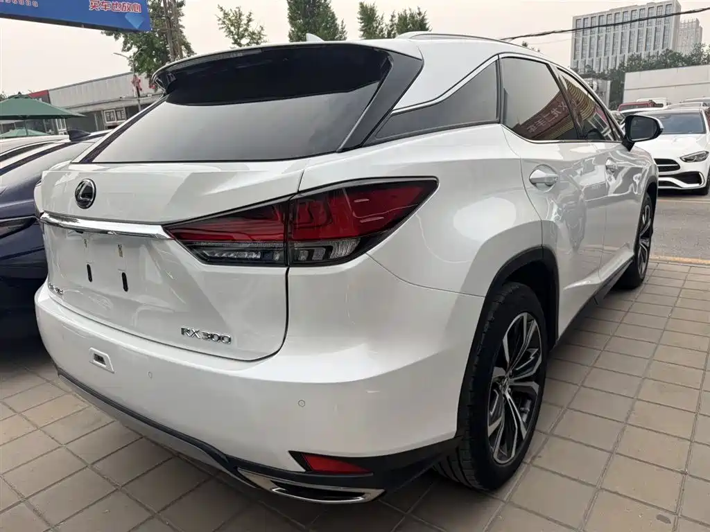 Lexus RX Facelift 300 4 WD Elegant