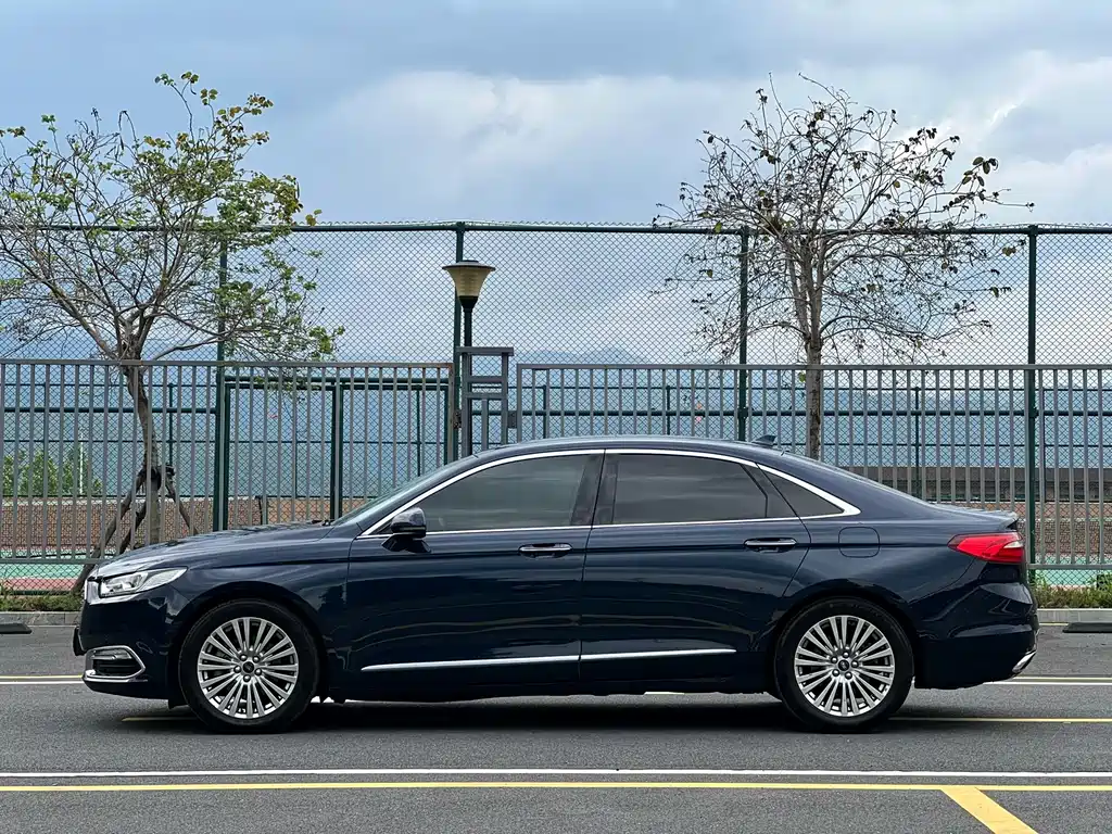 Taurus EcoBoost 245 Luxury