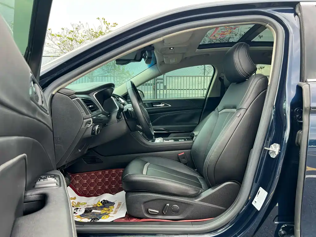 Taurus EcoBoost 245 Luxury