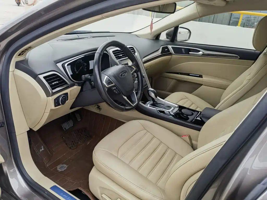 Mondeo 2.0 L GTDi200 Luxury