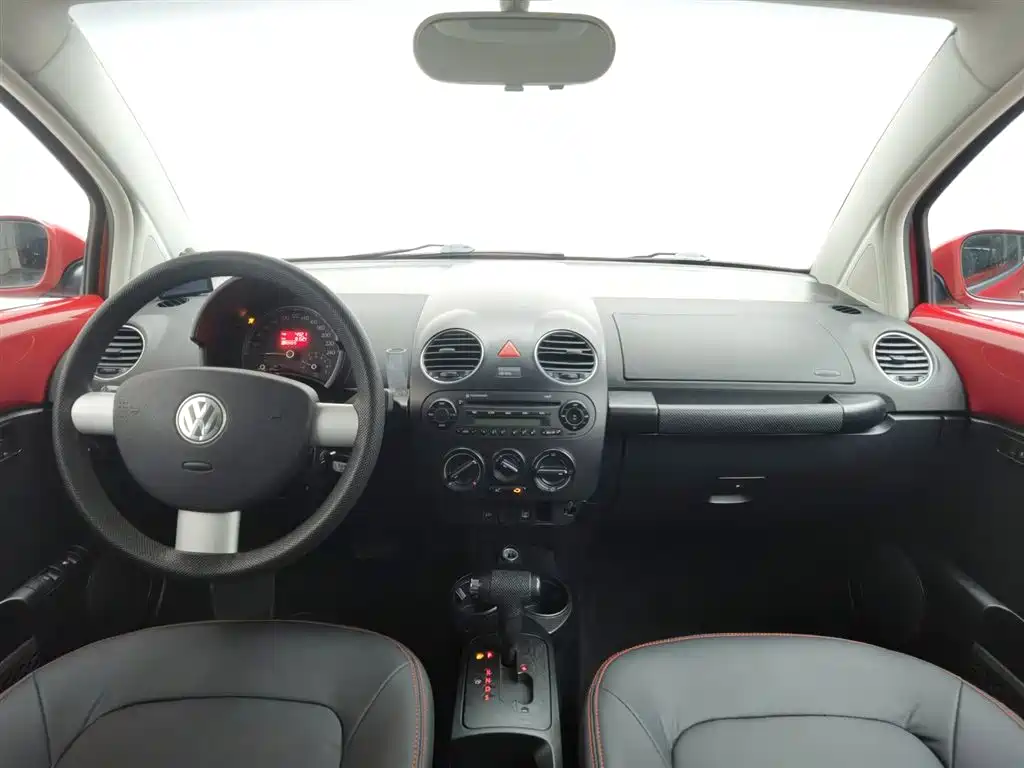 Beetle 1.6 AT