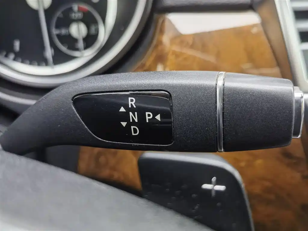 Mercedes-Benz M-Class ML 350 Luxury