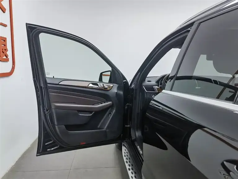 Mercedes-Benz M-Class ML 350 Luxury