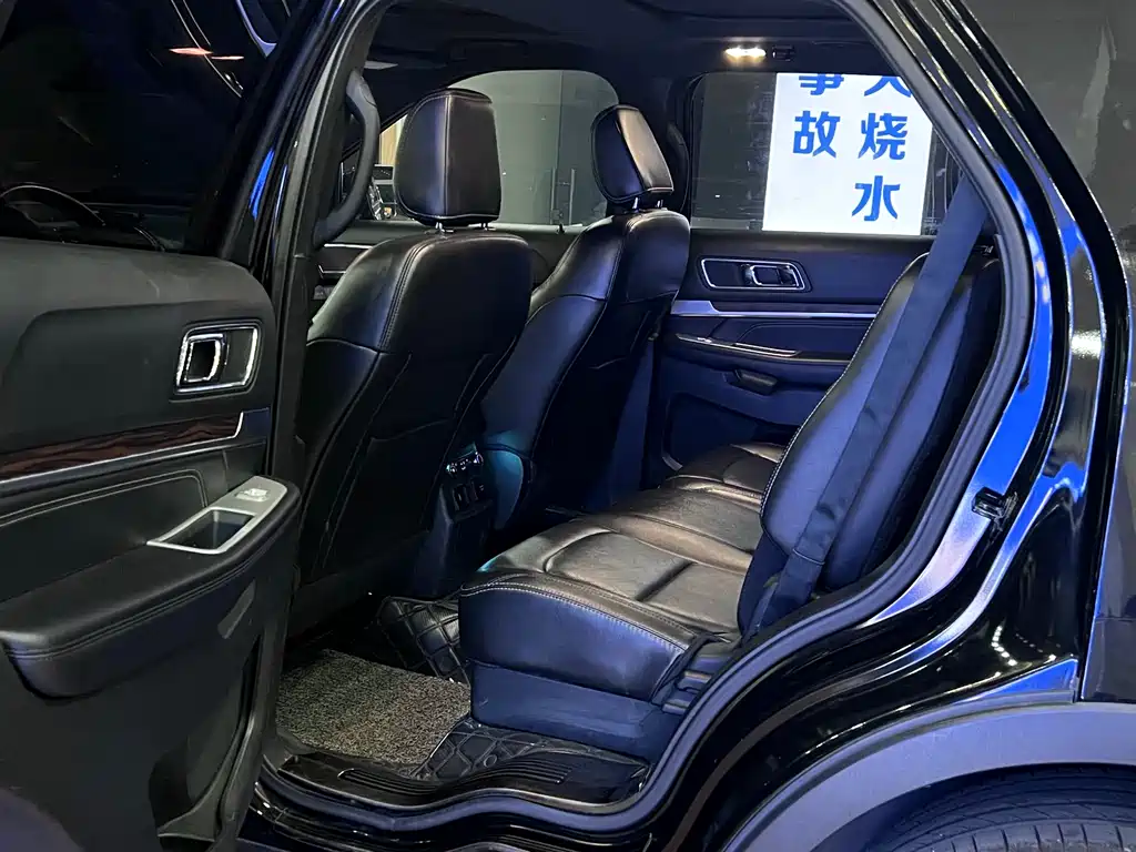 Explorer (Import) 探险者(进口) 2018款 2.3 T 精英版