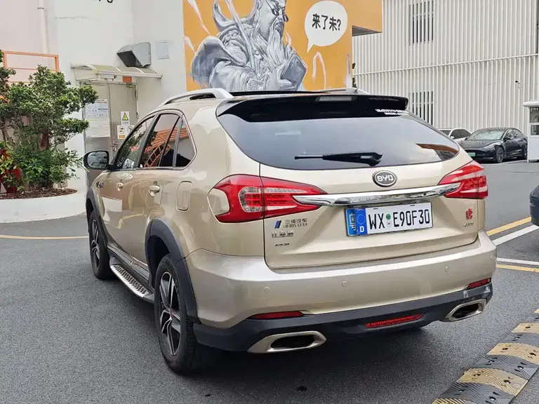BYD Tang NEV 2.0 T 4 WD Flagship