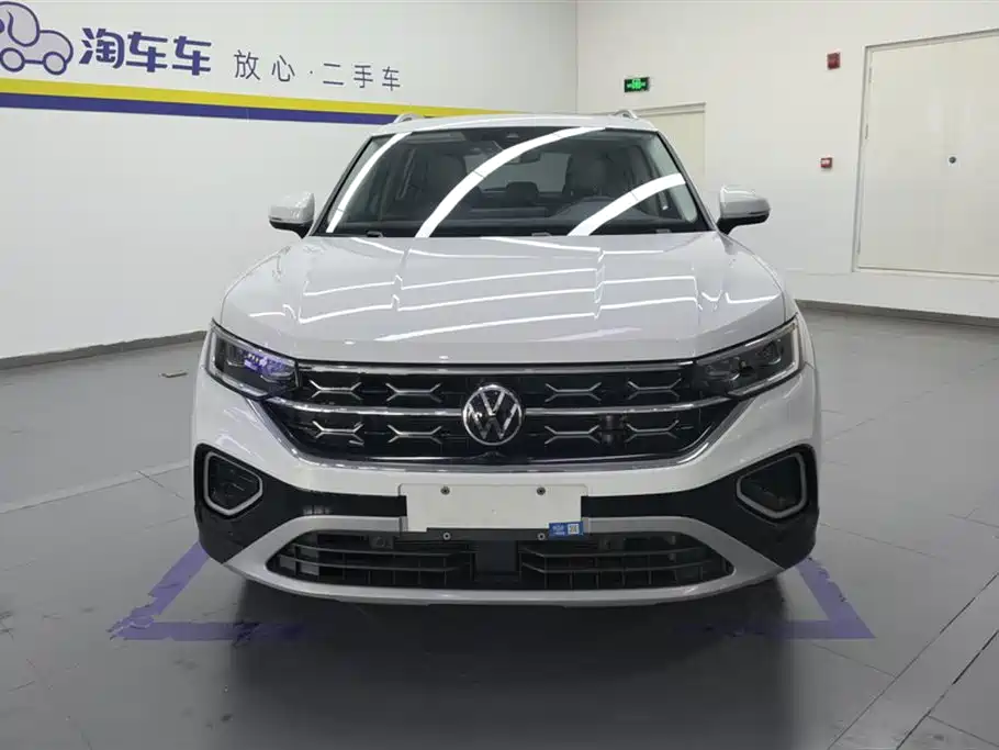 Tayron 300 TSI 2 WD Luxury Plus Advanced