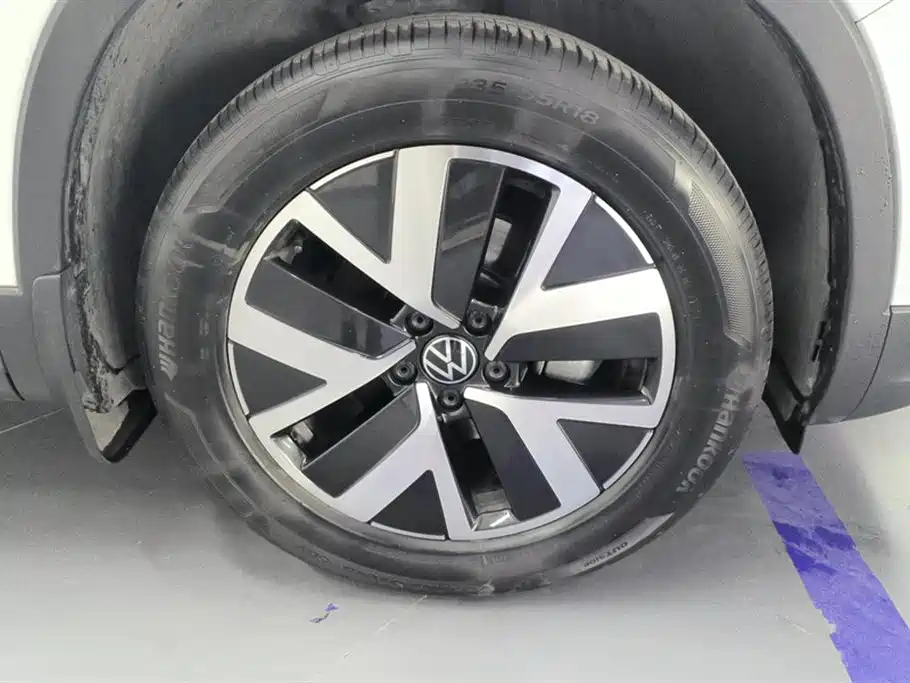 Tayron 300 TSI 2 WD Luxury Plus Advanced