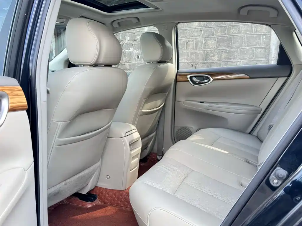 Sylphy 1.6 XL Manual Luxury
