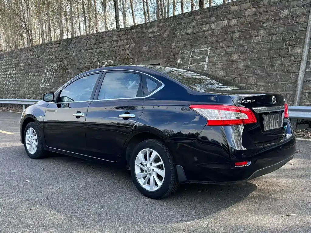 Sylphy 1.6 XL Manual Luxury