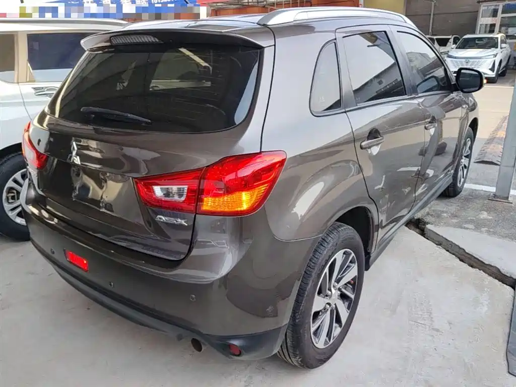 ASX 2.0 L CVT 2 WD Premium