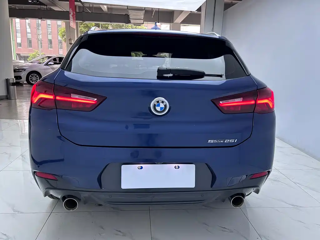 BMW X2 sDrive25 i M Sport Package