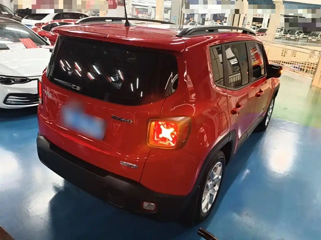 Renegade Connected Large Screen 180 T Auto High Energy