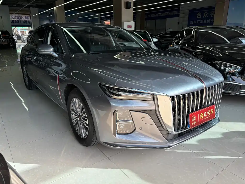 Hongqi H5 1.5 T DCT Connected Flagship Charm