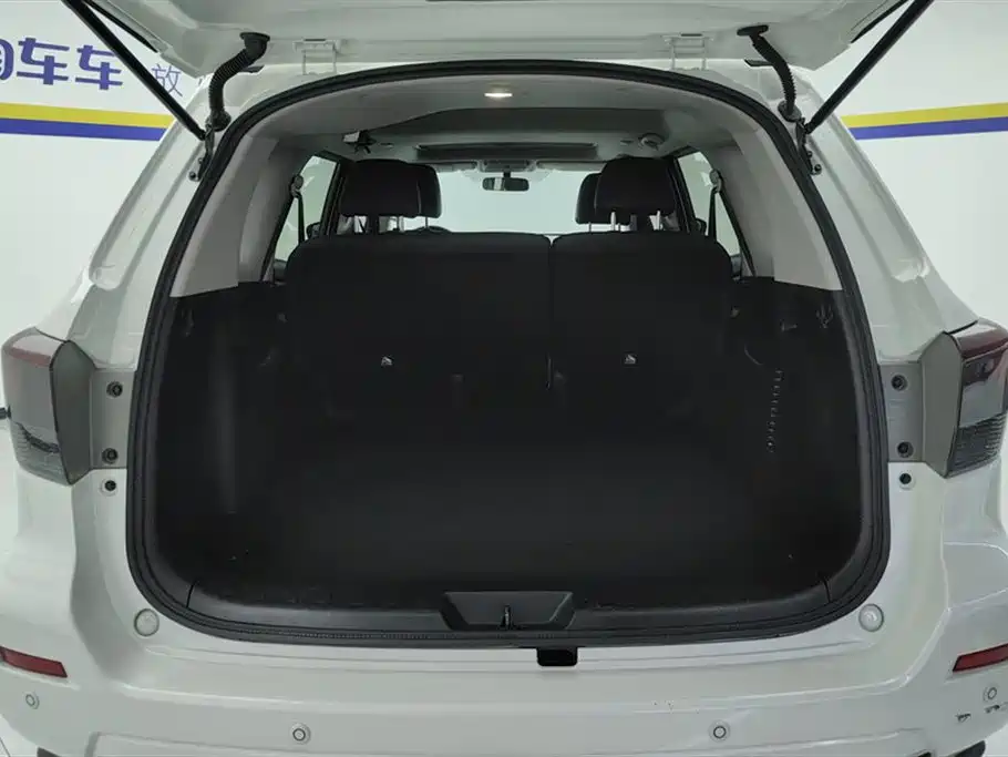 Terra 2.5 L XL Upper Auto 2 WD Luxury