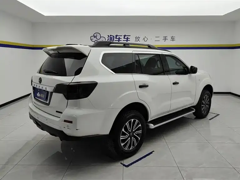 Nissan Terra 2.5 L XL Upper Auto 2 WD Luxury