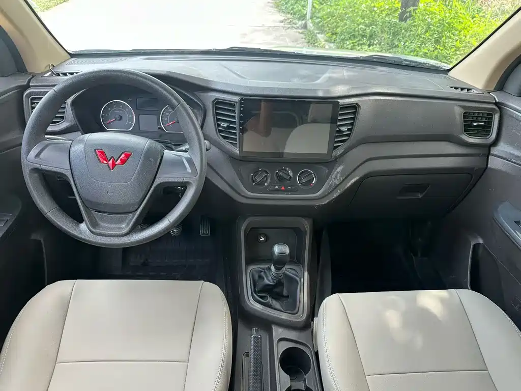 Wuling Hongguang V 1.5 L Power Take Electric Assist LAR