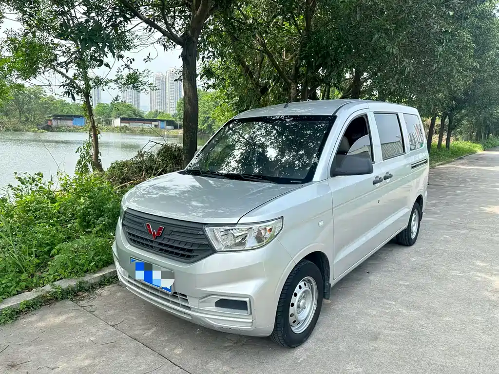 Wuling Hongguang V 1.5 L Power Take Electric Assist LAR