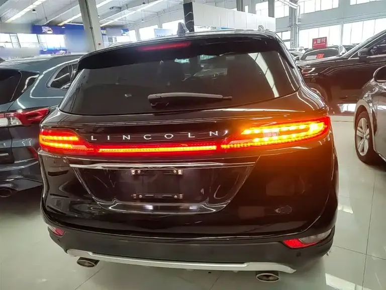 Lincoln MKC 2.0 T 2 WD Premium CN-VI
