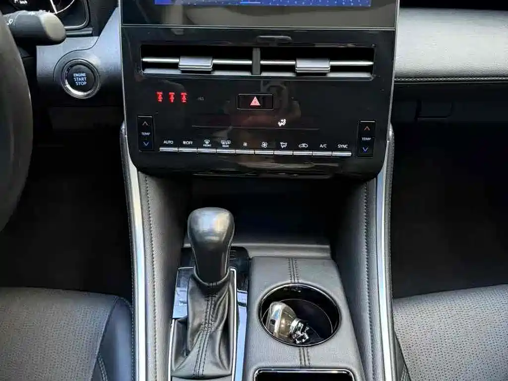 Avalon 2.0 L Luxury