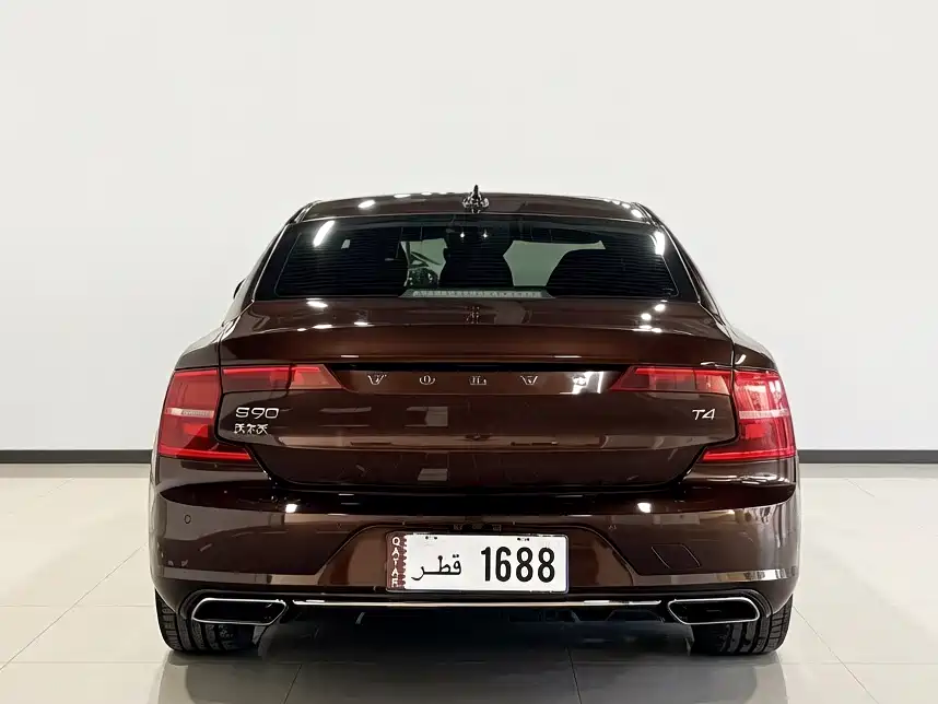 Volvo S90 T4 Smart Vision