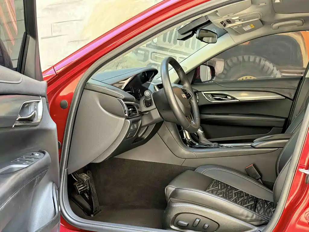 Cadillac ATS-L 28 T Tech