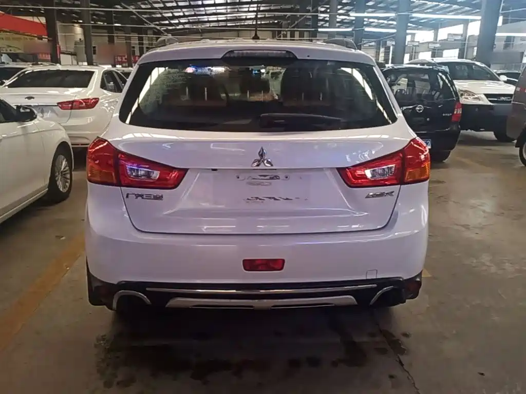 ASX 2.0 L CVT 2 WD Elite