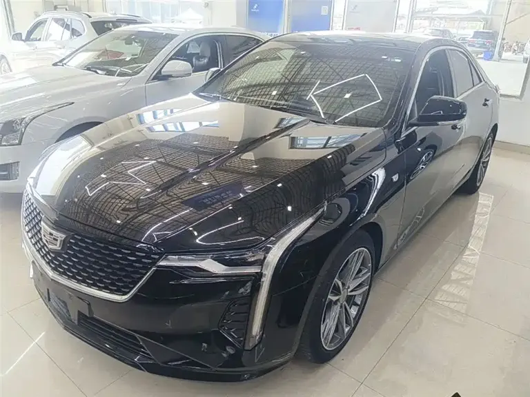 Cadillac CT4 28 T Luxury