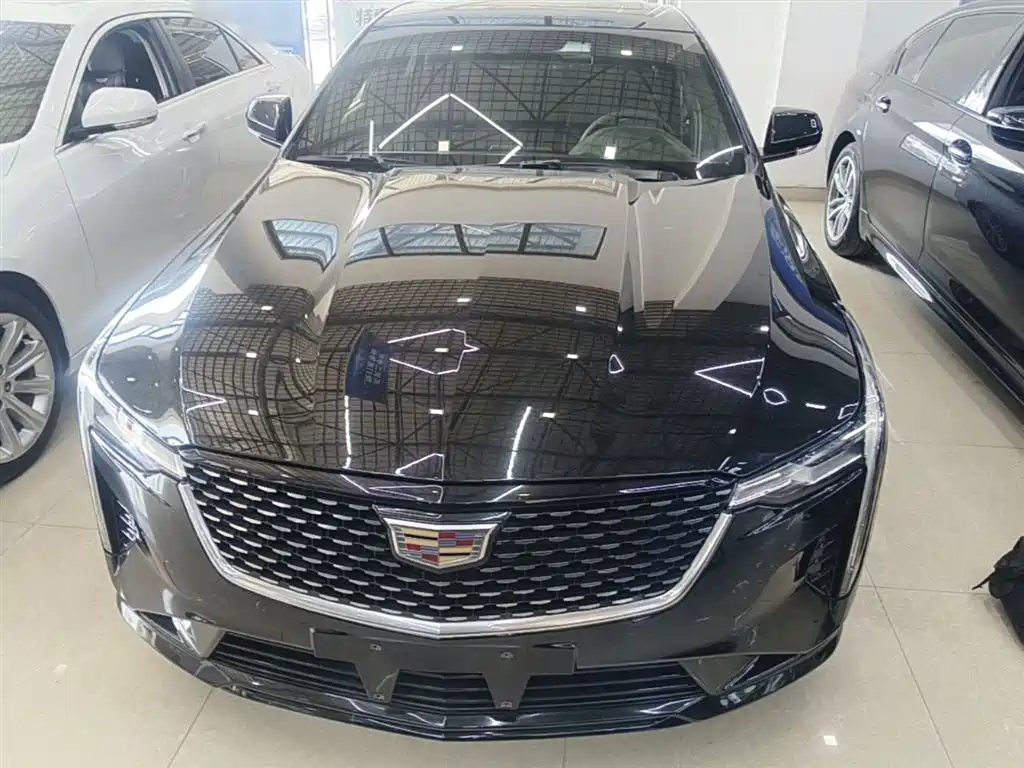Cadillac CT4 28 T Luxury