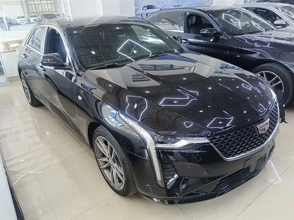 Cadillac CT4 28 T Luxury