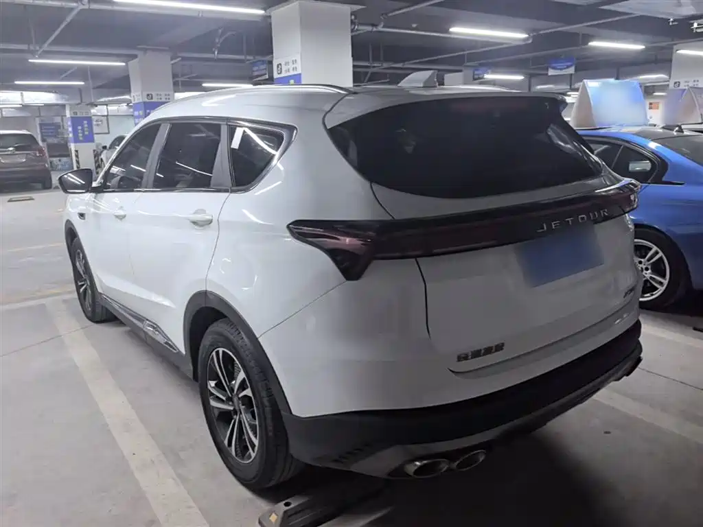 Jetour X70 PLUS 1.6 T DCT Star 5-seat