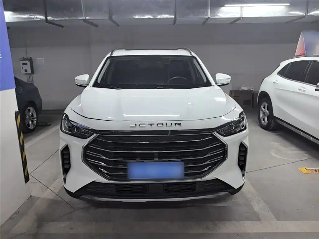 Jetour X70 PLUS 1.6 T DCT Star 5-seat