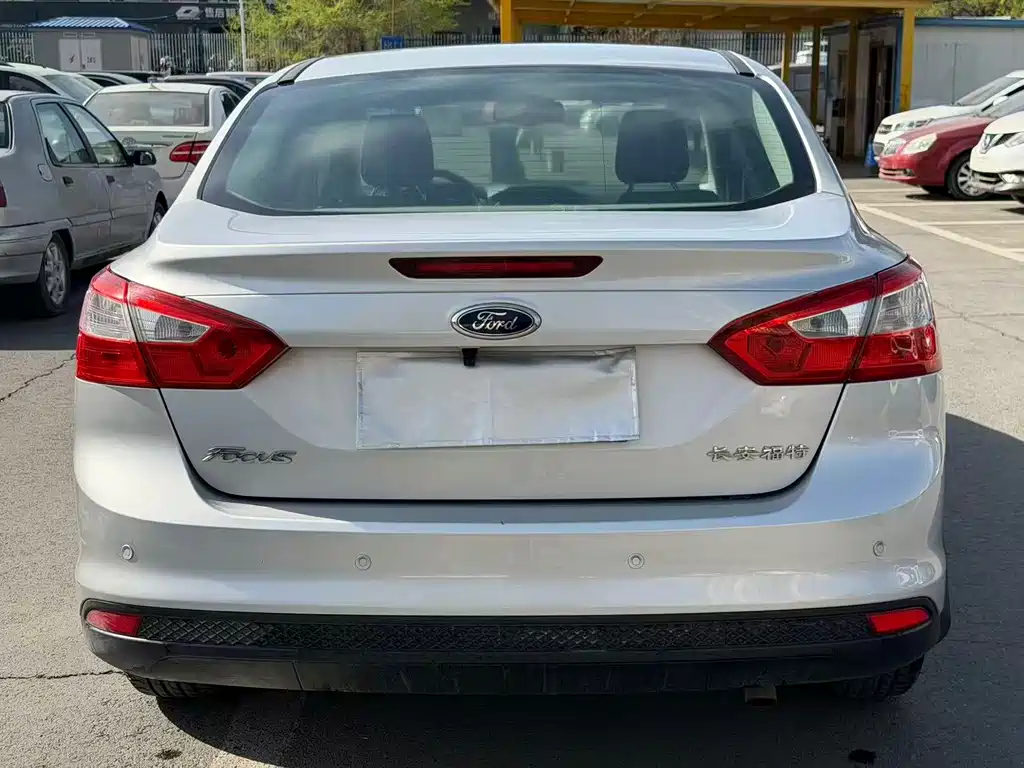 Focus Sedan 1.6 L Auto Style