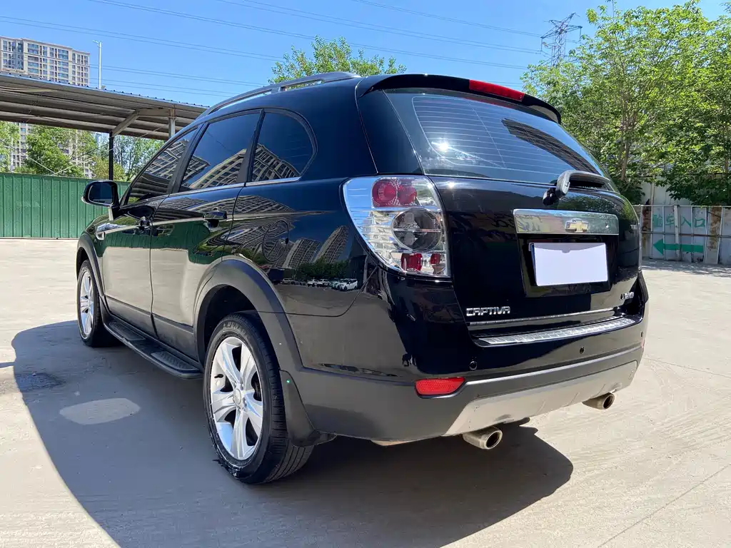 Captiva 2.4 L 2 WD City 7-seat