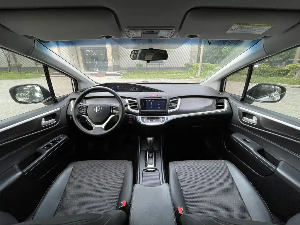 Jade 1.8 L Auto Comfort 5-seat
