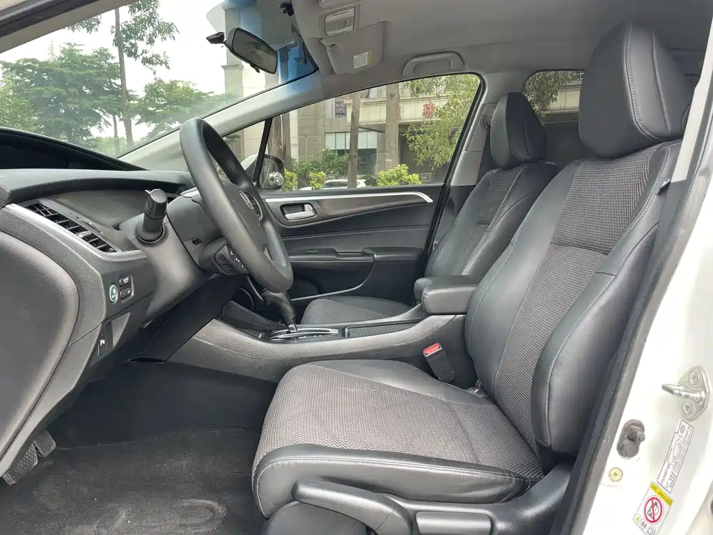 Jade 1.8 L Auto Comfort 5-seat