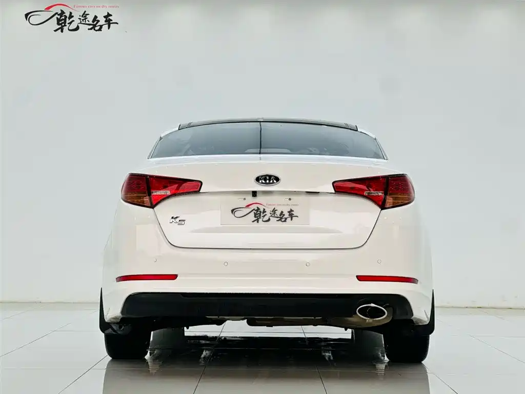 Kia K5 起亚K5 2011款 2.0 L 自动DLX