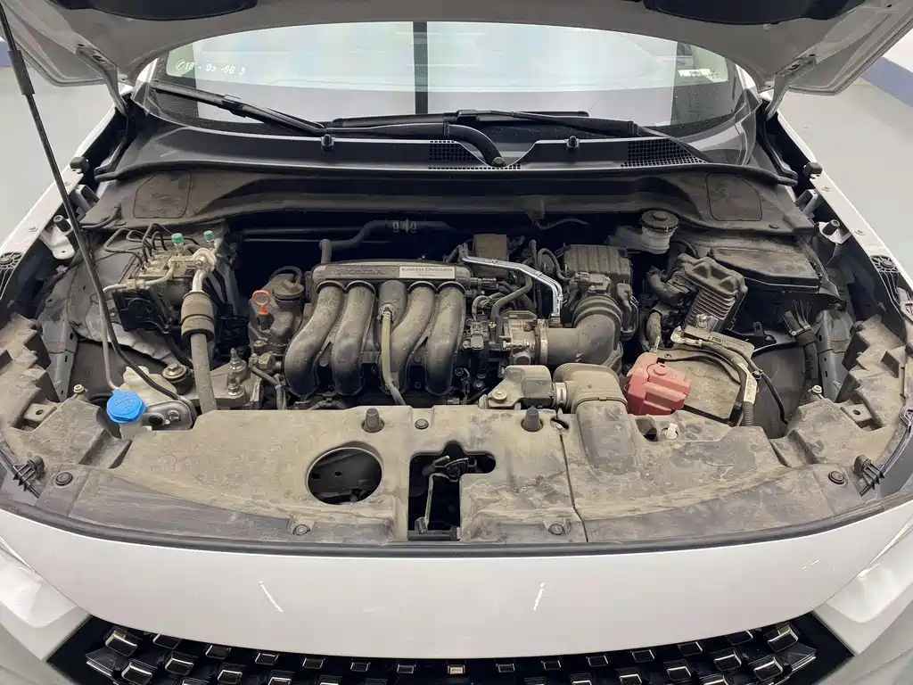 Honda XR-V 1.5 L CVT Hot Trend