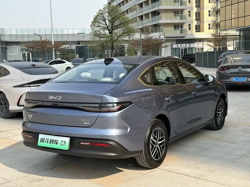Seal 05 DM-i DM-i Smart Drive 120 KM Flagship
