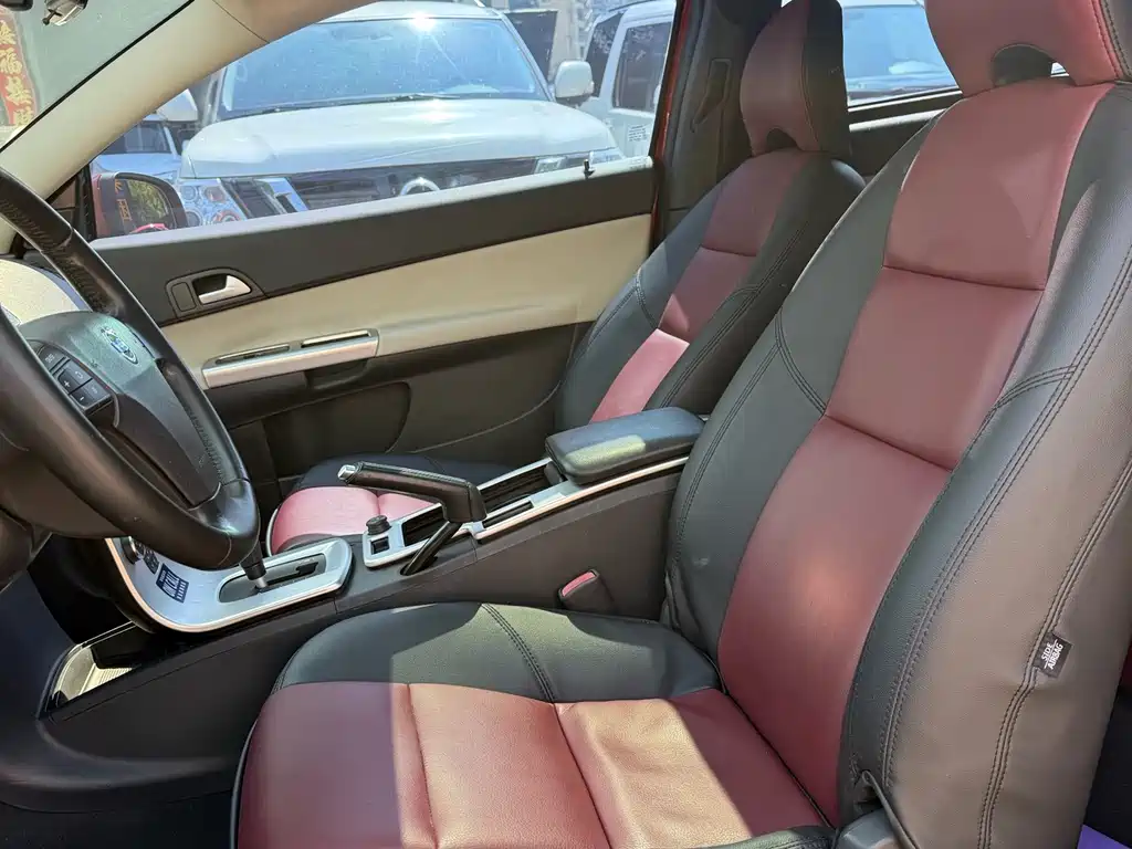 Volvo C30 沃尔沃C30 2011款 2.0 智雅版