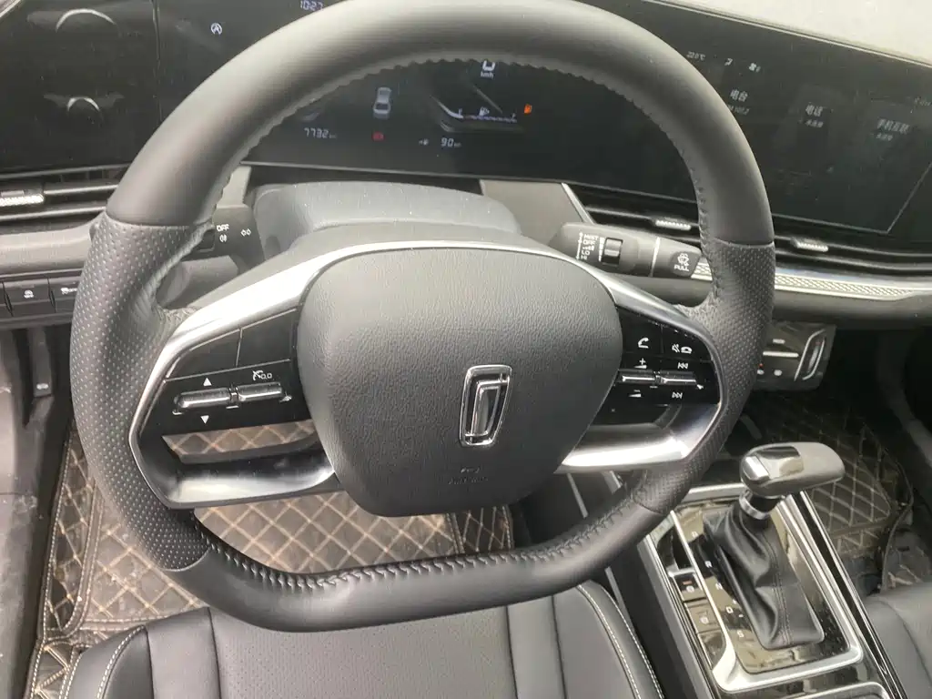 Besturn B70 3 rd Gen 1.5 T Auto Pleasure 70 Anniversary