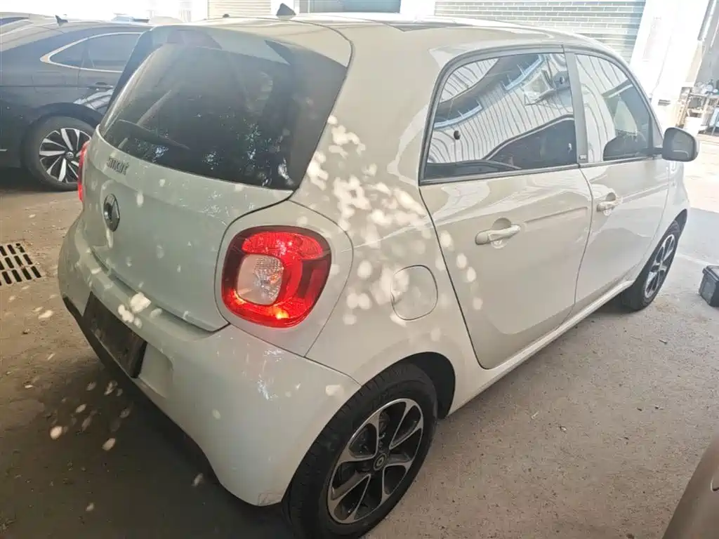 smart forfour 1.0 L 52 kW Passion