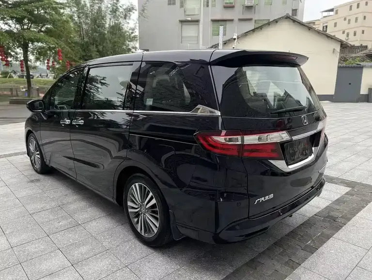 Honda Odyssey 2.4 L Luxury